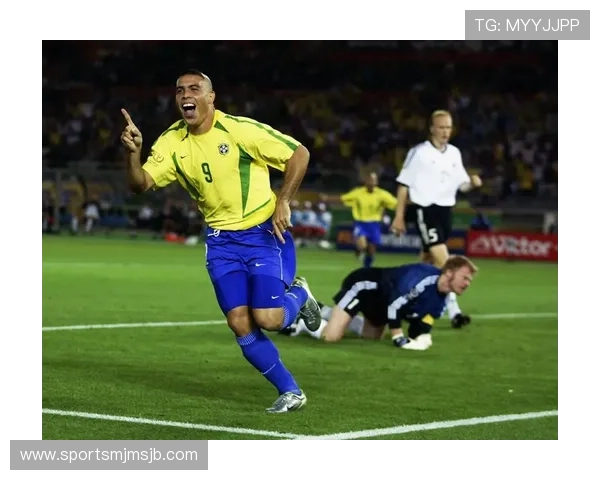 世界杯历史上进球数最多的球员是谁以及他的精彩表现分析